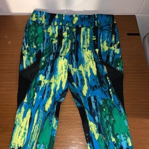 🐠 EXERTEK capri leggings size XL